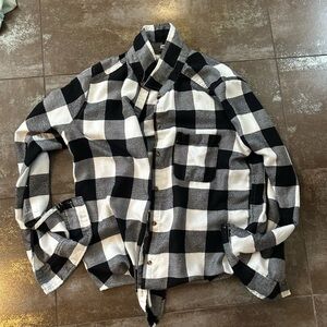 Black and white womens Hollister flannel boyfriend fit size M